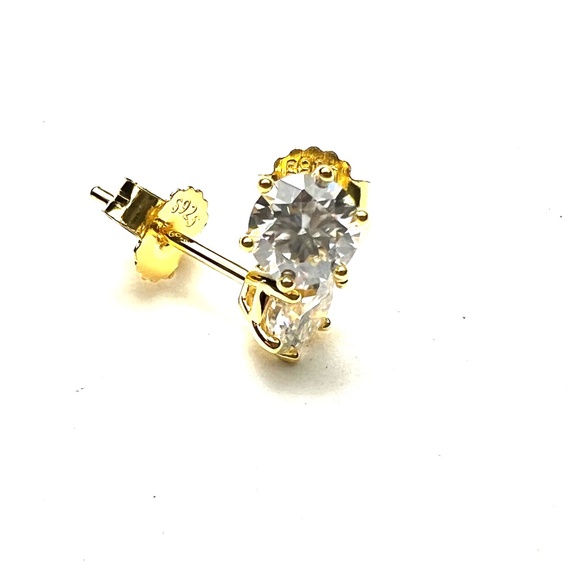 Certified 2 Carats Total Weight Moissanite Stud Earrings 14K Gold Vermeil - Picture 10 of 12